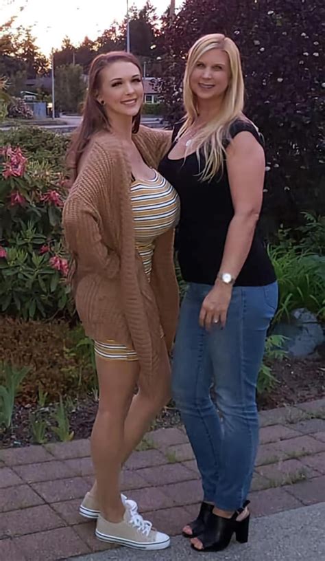 big boobs of mom